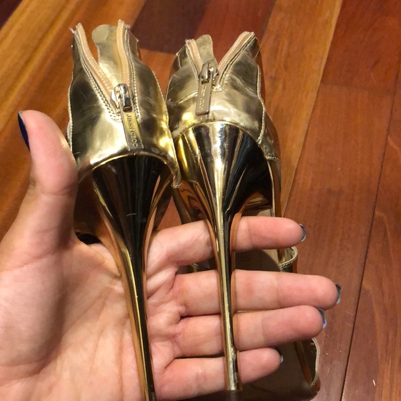 Jimmy choo gold heels - Picture 5 of 8